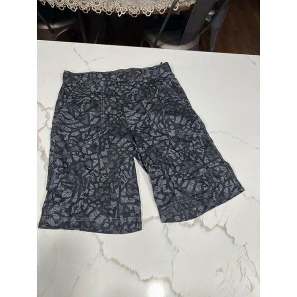 Air Jordan Shorts Mens 30 Gray Chino Camouflage Flat Front Drawstring Inseam-10"